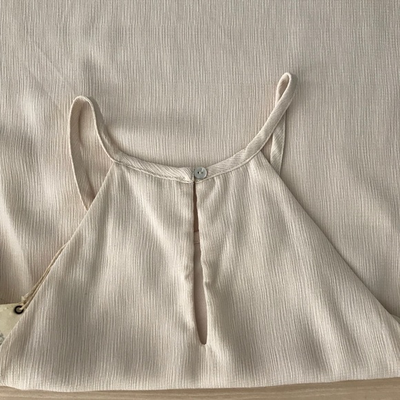 ENTRO | SCALLOPED DRESS - Picture 3 of 5